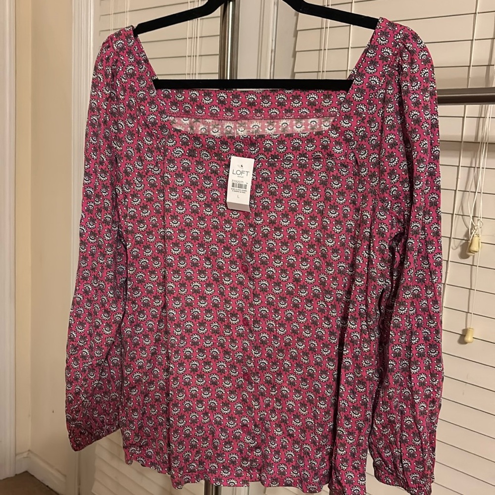 Women’s shirt